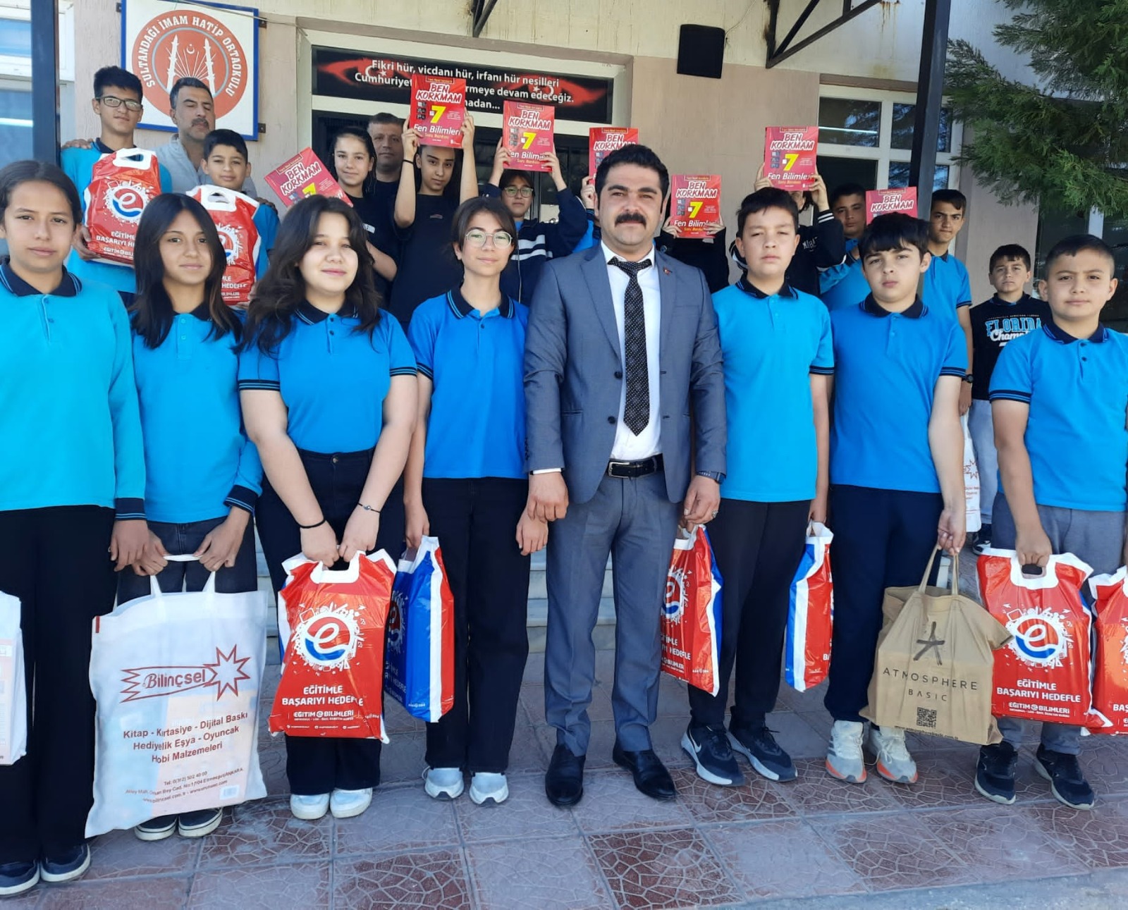 SULTANDAĞI İMAM HATİP ORTAOKULUNDA GÜZEL ŞEYLER OLUYOR